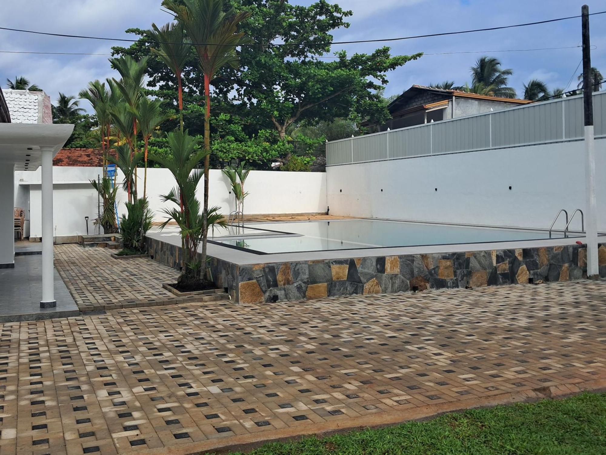 Banco Villa Beruwala Buitenkant foto