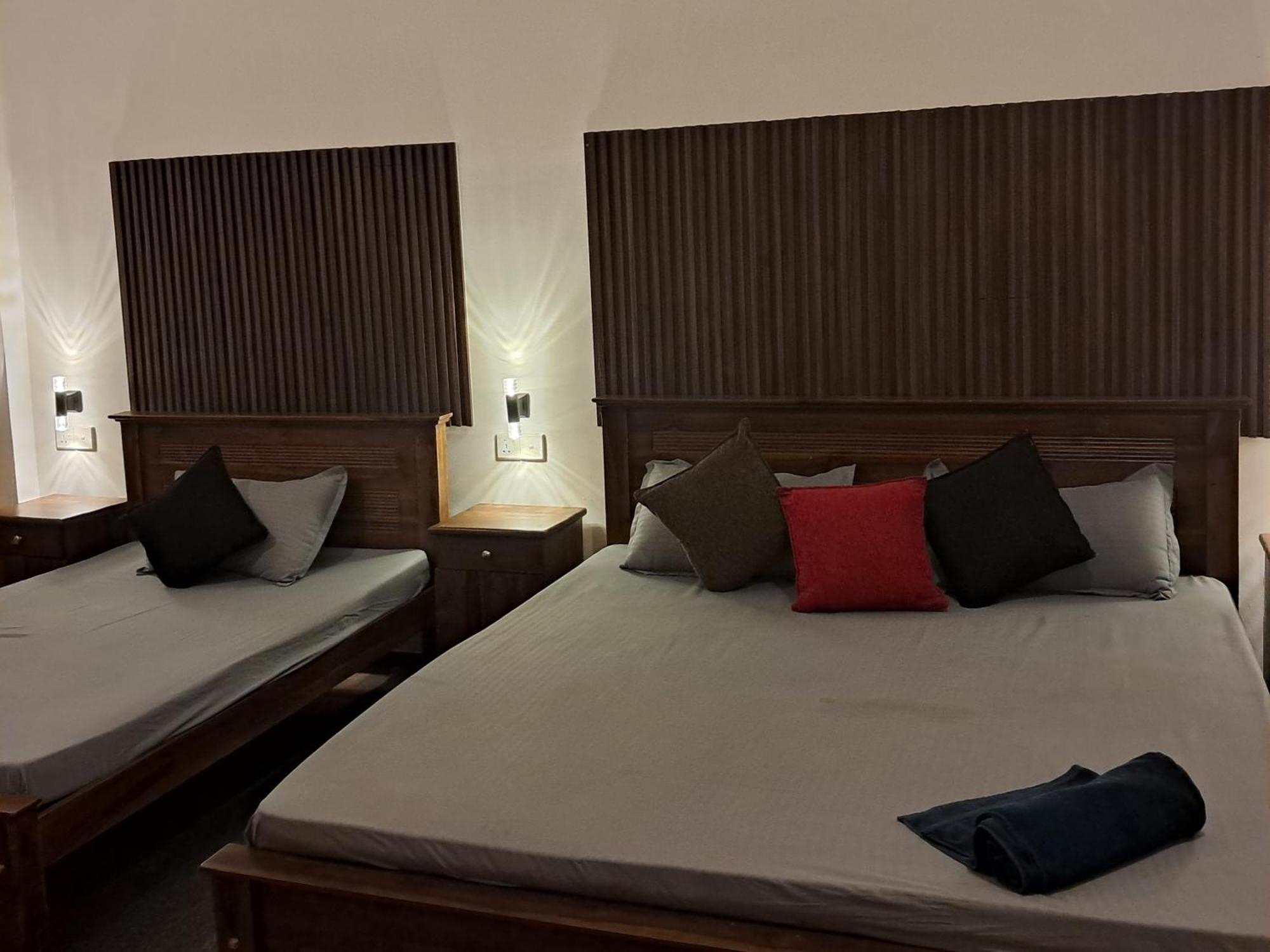 Banco Villa Beruwala Buitenkant foto