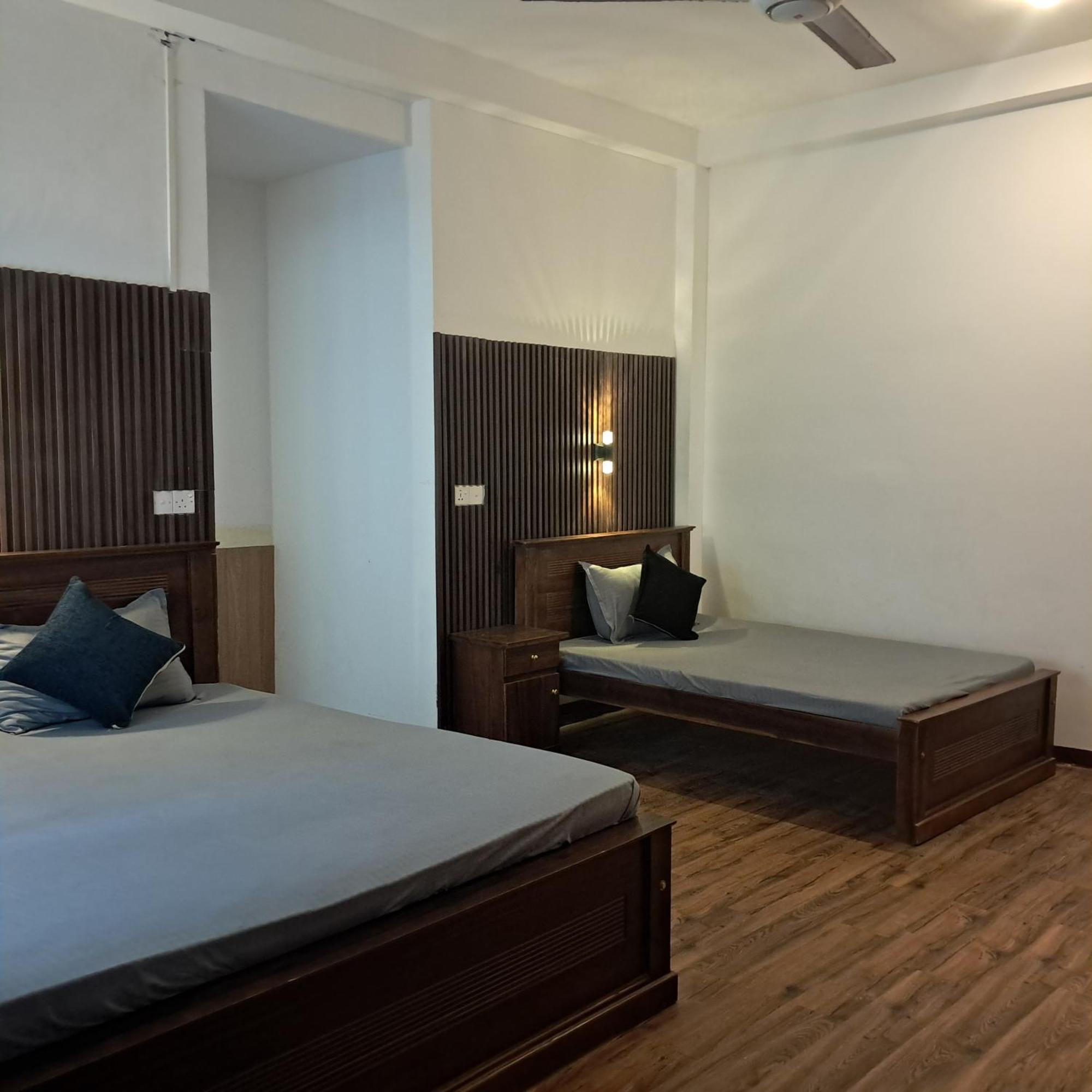 Banco Villa Beruwala Buitenkant foto